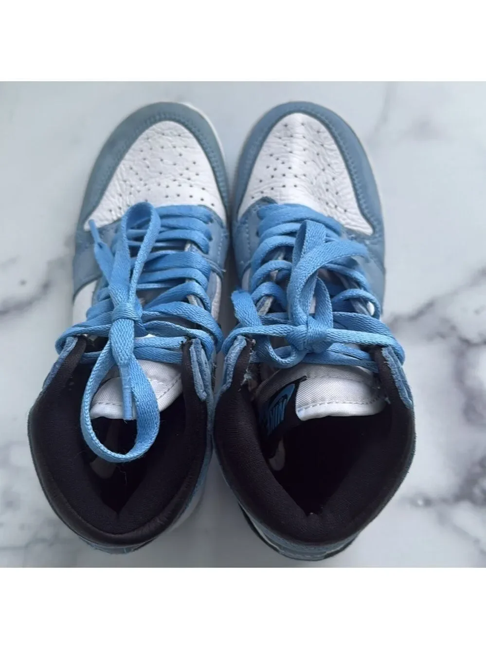 Nike Air Jordan 1 Retro High OG University Blue Size 4Y Unisex